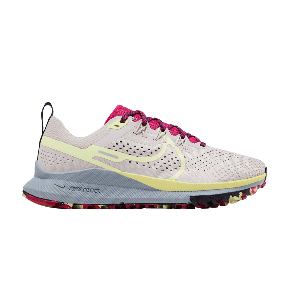 Women's React Pegasus Trail 4 'Platinum Violet Luminous Green'