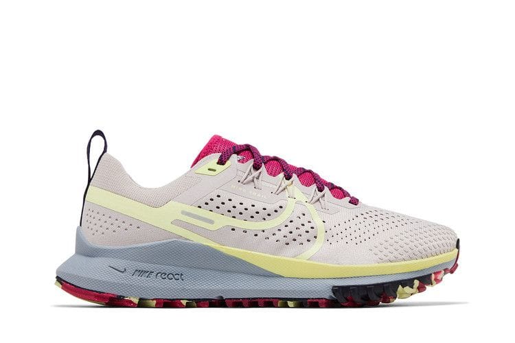 Women's React Pegasus Trail 4 'Platinum Violet Luminous Green'