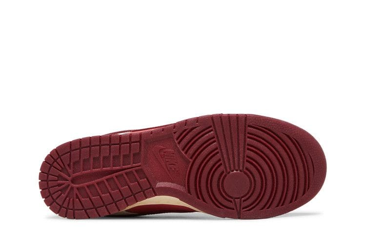 Women's Dunk Low 'Valentine's Day 2024 Alternate'