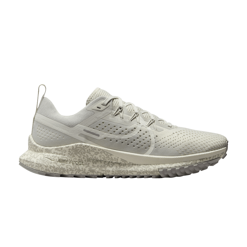 Women's React Pegasus Trail 4 'Give Her Flowers'
