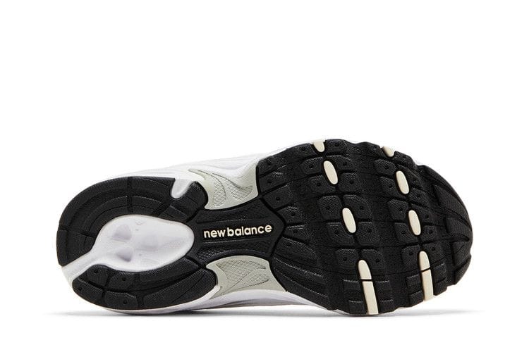 530 Bungee Toddler 'White Stoneware'