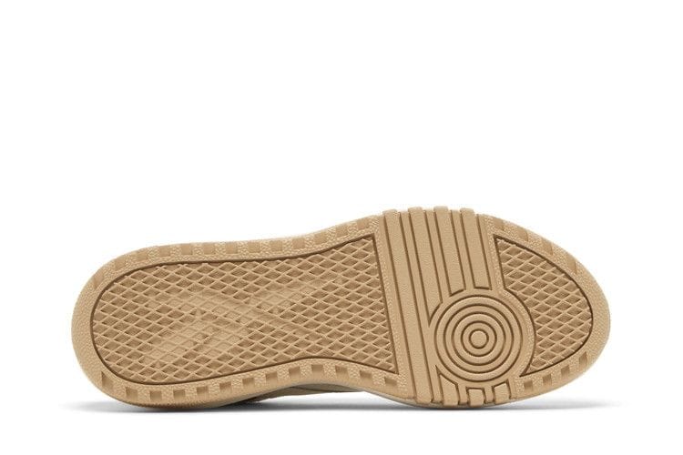 Women's Club C Extra 'Chalk Butter'