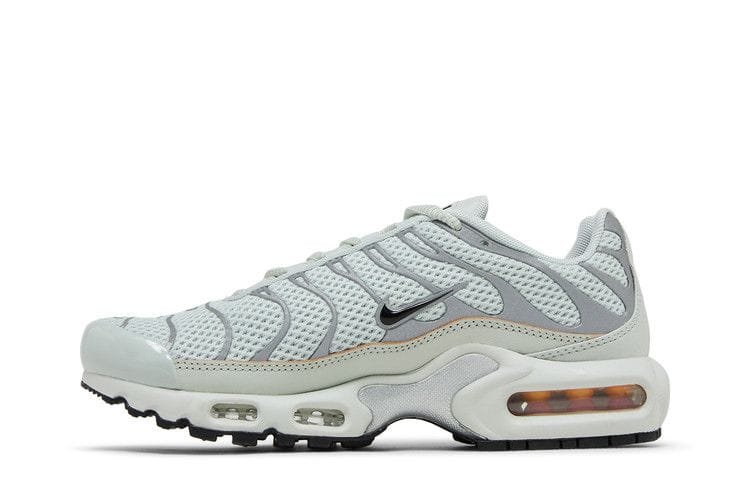 Women's Air Max Plus 'Light Silver'