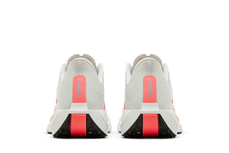 Men's Pegasus Plus 'Barely Grey Hot Punch'