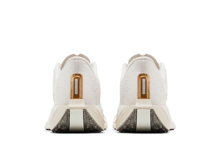 Women's Pegasus Plus 'Light Orewood Brown'