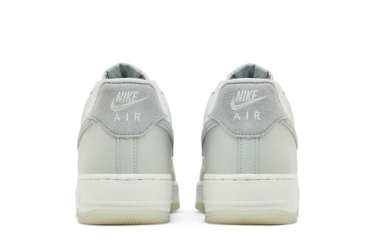 Men's Air Force 1 '07 LV8 'Light Silver Pumice'