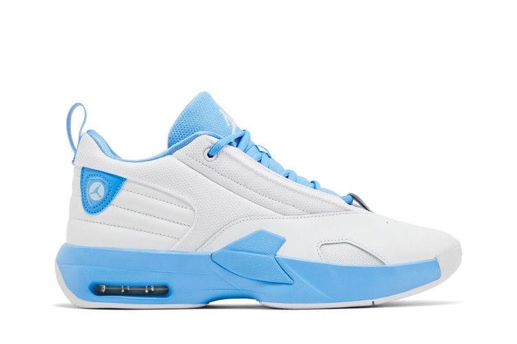 Women's Jordan Max Aura 6 'White University Blue'