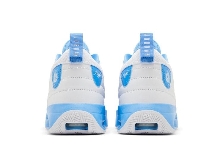 Women's Jordan Max Aura 6 'White University Blue'