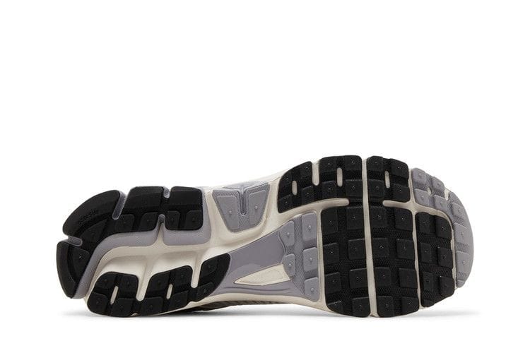 Men's Air Zoom Vomero 5 'Metallic Pewter Gold'
