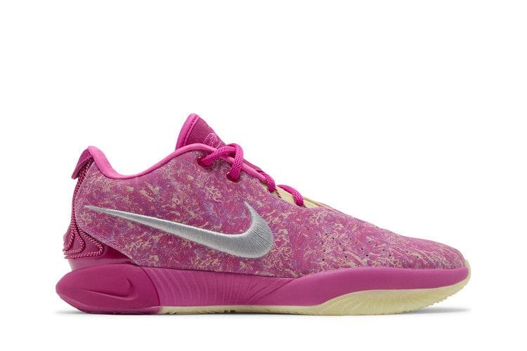 Men's LeBron 21 'The World is Your Oyster'