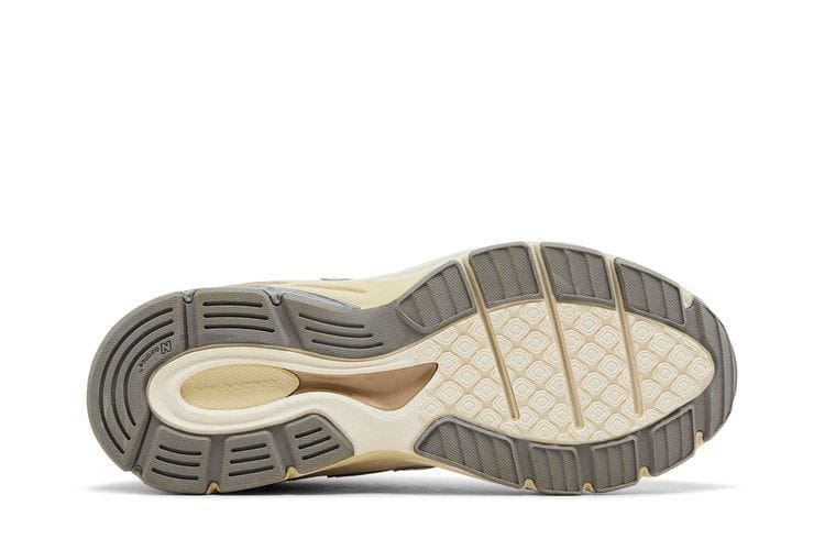 Teddy Santis x 990v4 Big Kid Wide 'Limestone'