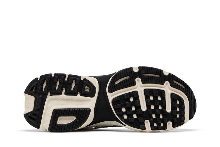 Women's V2K Run 'White Light Orewood Brown'