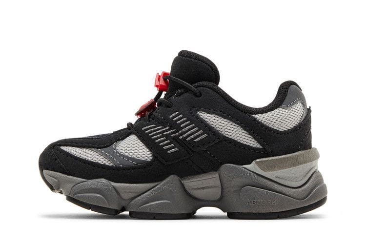 9060 Toddler 'Black Castlerock'