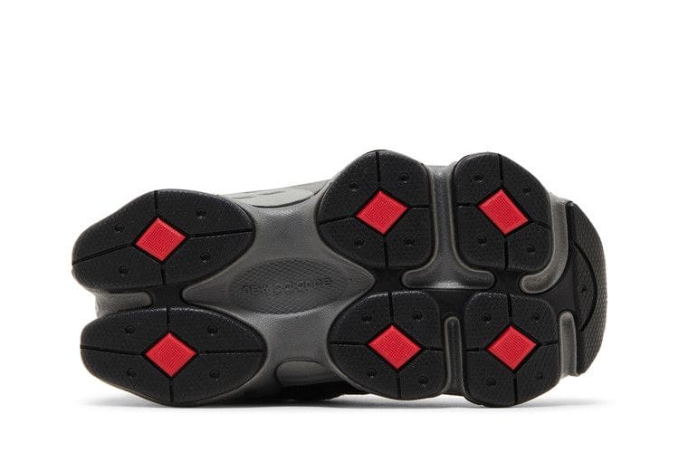 9060 Toddler 'Black Castlerock'