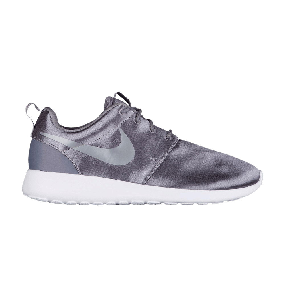 Women's Roshe One Premium 'Pure Platinum'
