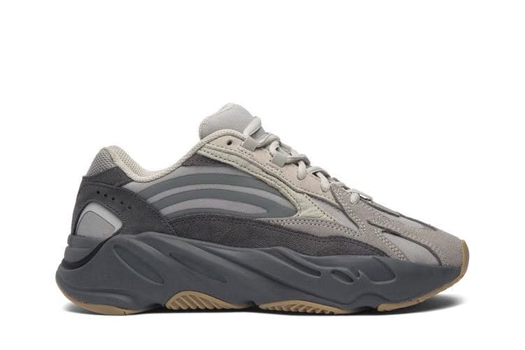 Yeezy 700 Tephra