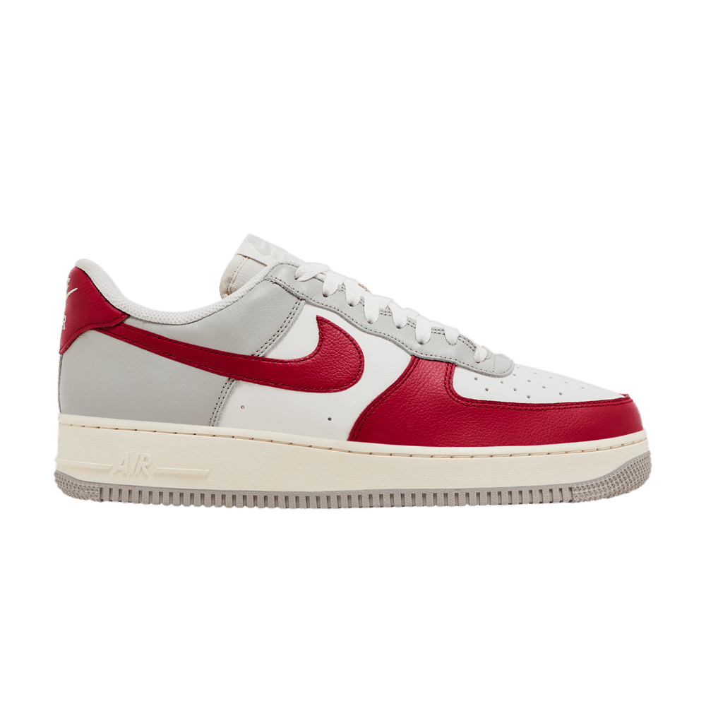 Men's Air Force 1 '07 LV8 'Gym Red Toe'