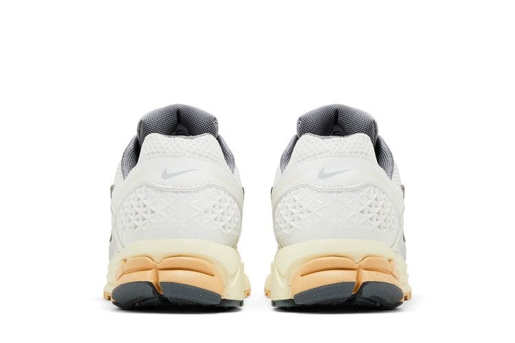 Women's Air Zoom Vomero 5 'Summit White Pure Platinum'