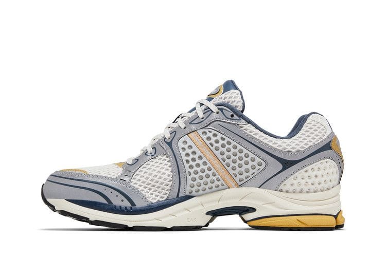 Men's Progrid Triumph 4 'Fabricated Future'