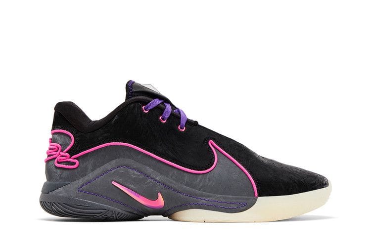 Men's LeBron 22 'Blacklight'