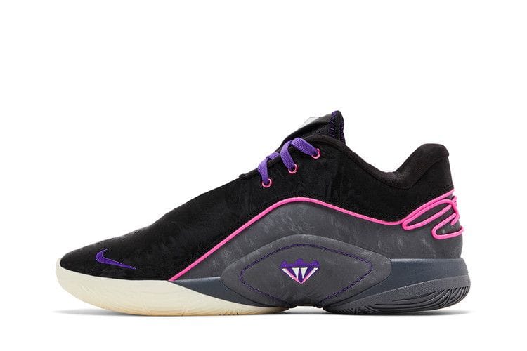 Men's LeBron 22 'Blacklight'