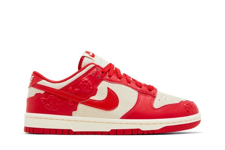 Women's Dunk Low 'Roses'