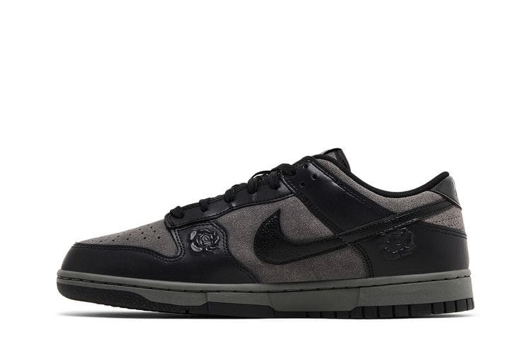 Women's Dunk Low 'Black Roses'