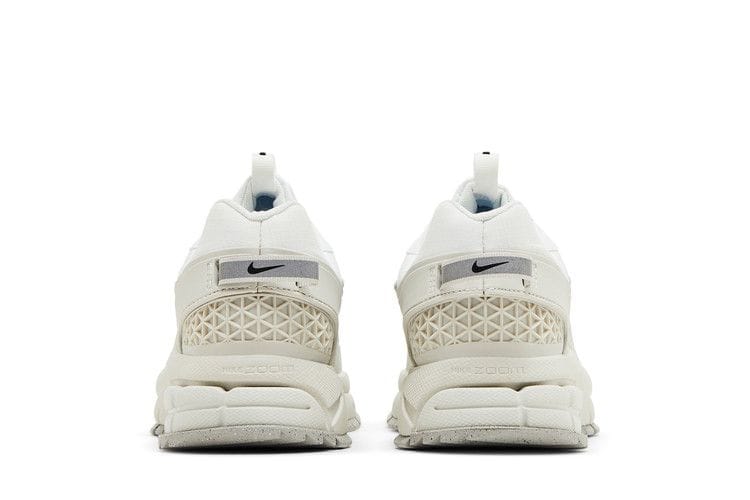 Men's Zoom Vomero Roam 'Summit White'