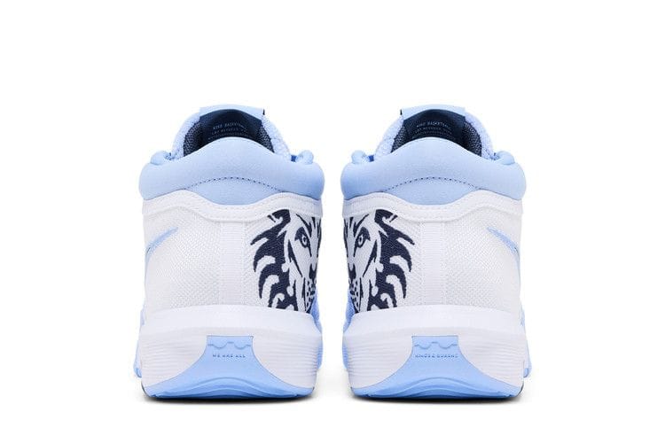 Men's LeBron Witness 8 'UNC'