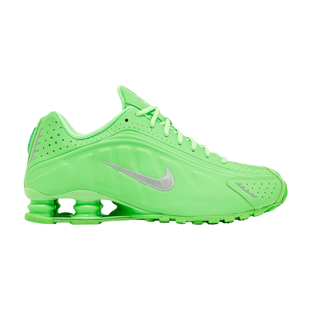 Women's Shox R4 'Green Strike'