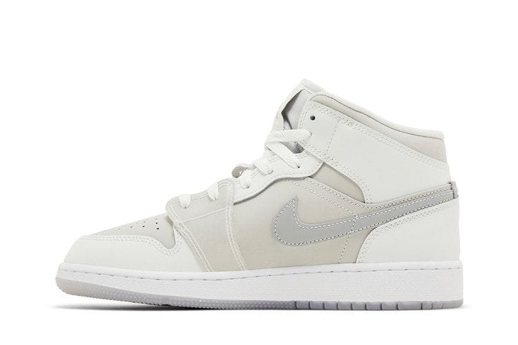 Air Jordan 1 Mid SE GS 'Summit White Metallic Silver'