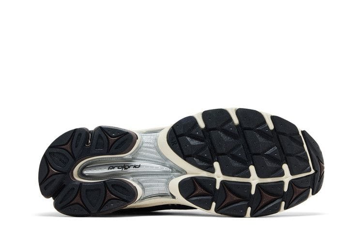 Men's ProGrid Triumph 4 CS 'Silver Chrome'