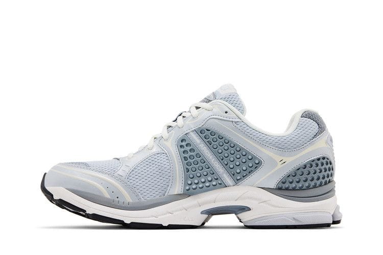 Men's ProGrid Triumph 4 CS 'Light Grey'
