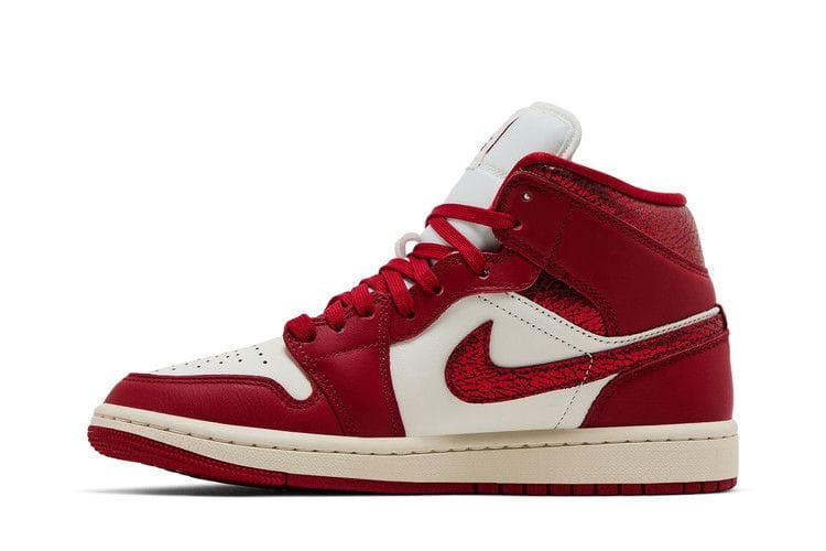 Women's Air Jordan 1 Mid 'Valentine's Day 2025'