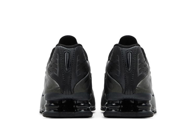 Shox R4 GS 'Triple Black'