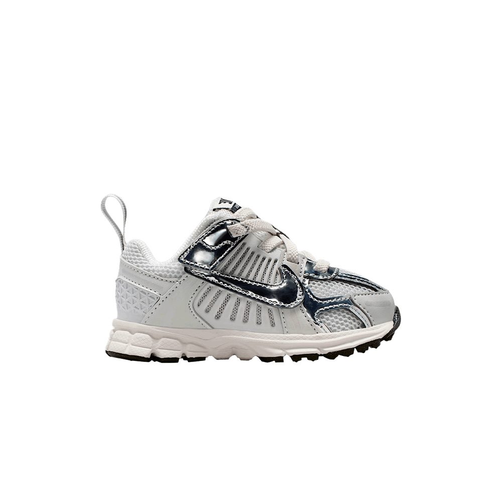 Vomero 5 TD 'Photon Dust Chrome'