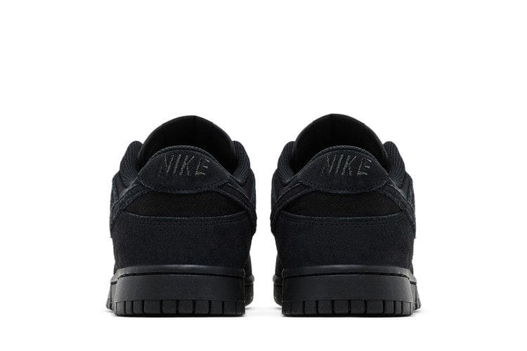 Men's Dunk Low SE 'Triple Black'