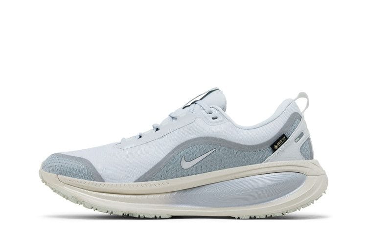 Men's Vomero 18 GORE-TEX Reflective 'Pure Platinum Metallic Silver'