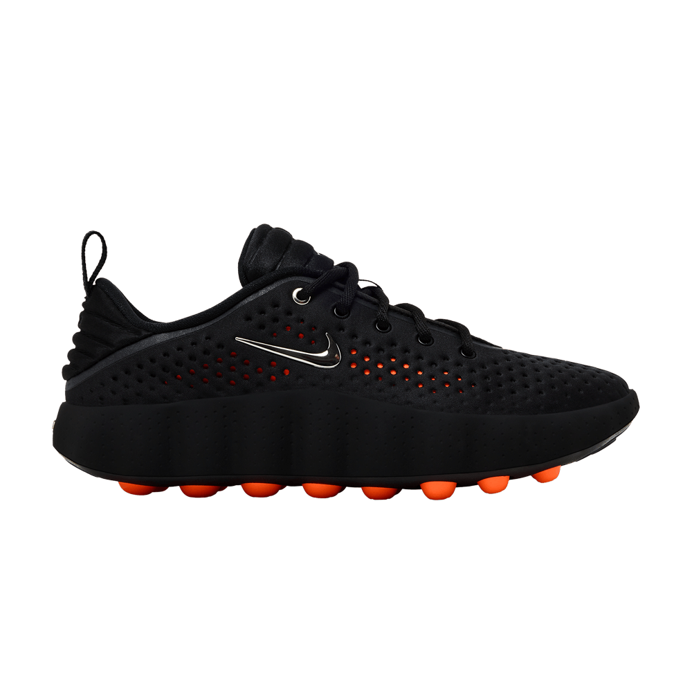 Women's Mind 002 'Black Hyper Crimson'