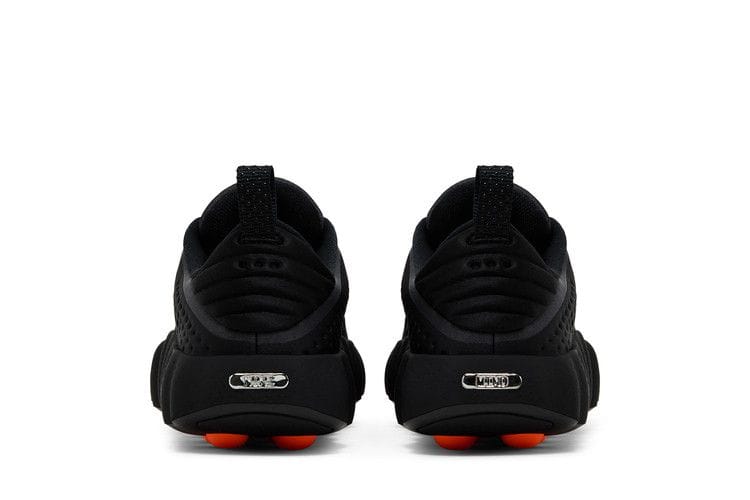 Women's Mind 002 'Black Hyper Crimson'