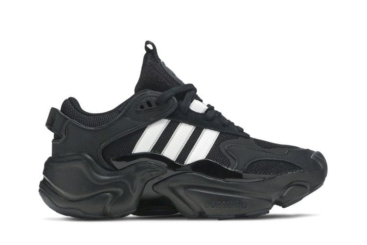 Women's Magmur Runner 'Black White'