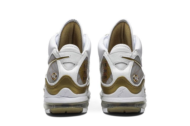Men's Air Max LeBron 7 Retro QS 'China Moon' 2020