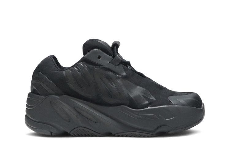 Yeezy Boost 700 MNVN Infants 'Triple Black'