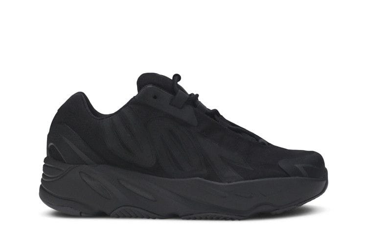 Yeezy Boost 700 MNVN Kids 'Triple Black'