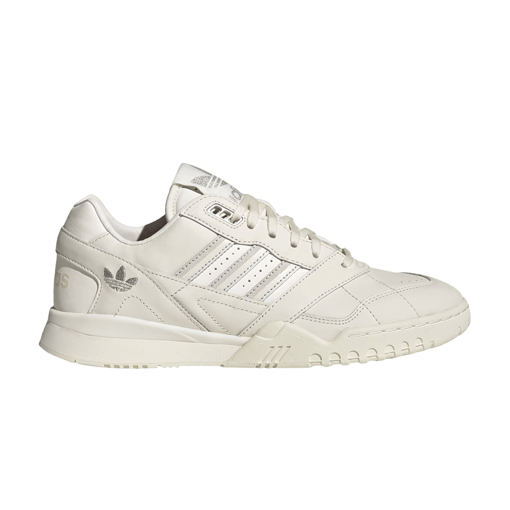Women's AR Trainer 'Off White'