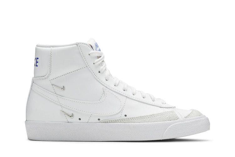 Women's Blazer Mid '77 SE 'Sisterhood - White Metallic Silver'