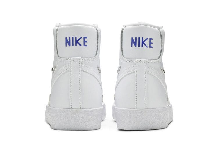 Women's Blazer Mid '77 SE 'Sisterhood - White Metallic Silver'