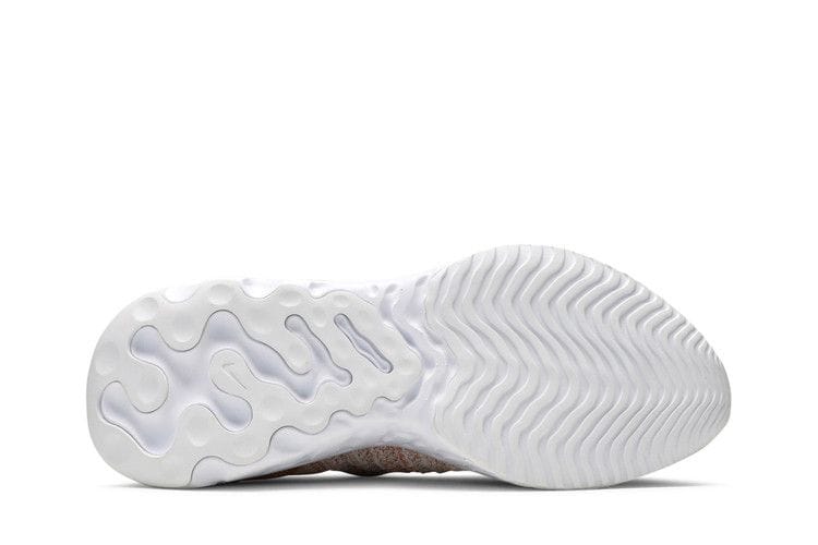 Women's React Phantom Run Flyknit 2 Premium 'Fossil Stone Metallic Red Bronze'