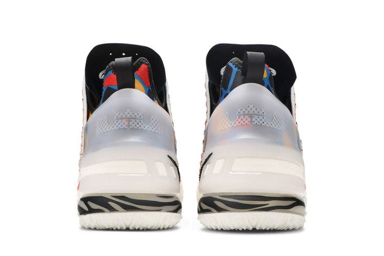 Men's LeBron 18 'Majestic Ferocity'