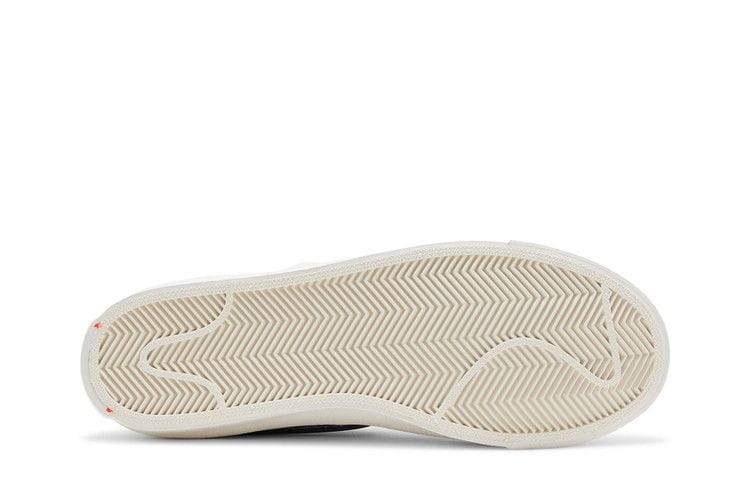 Women's Blazer Mid '77 'Infinite White Crimson'